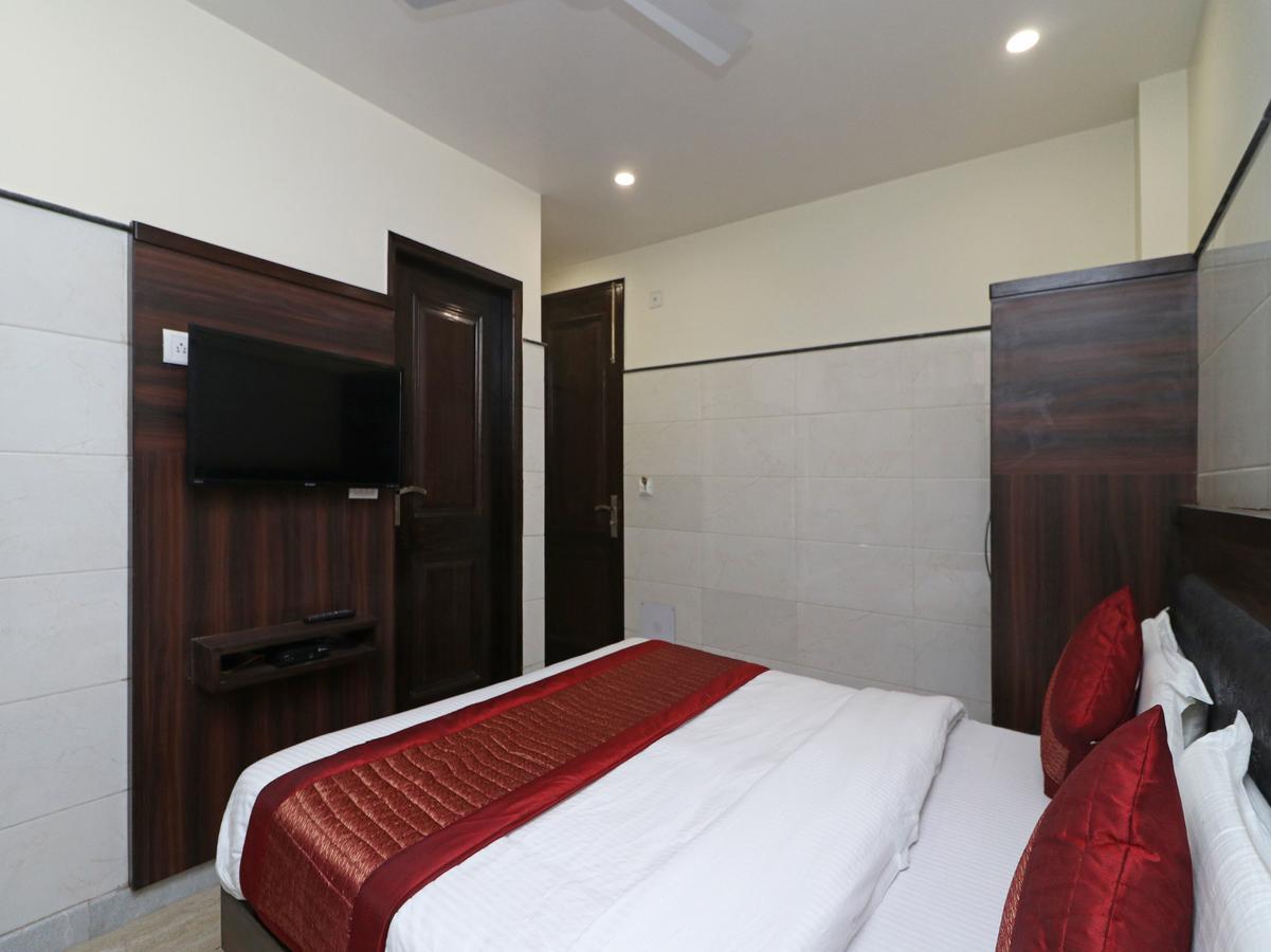 Oyo 11594 Hotel Tvs New Delhi Extérieur photo