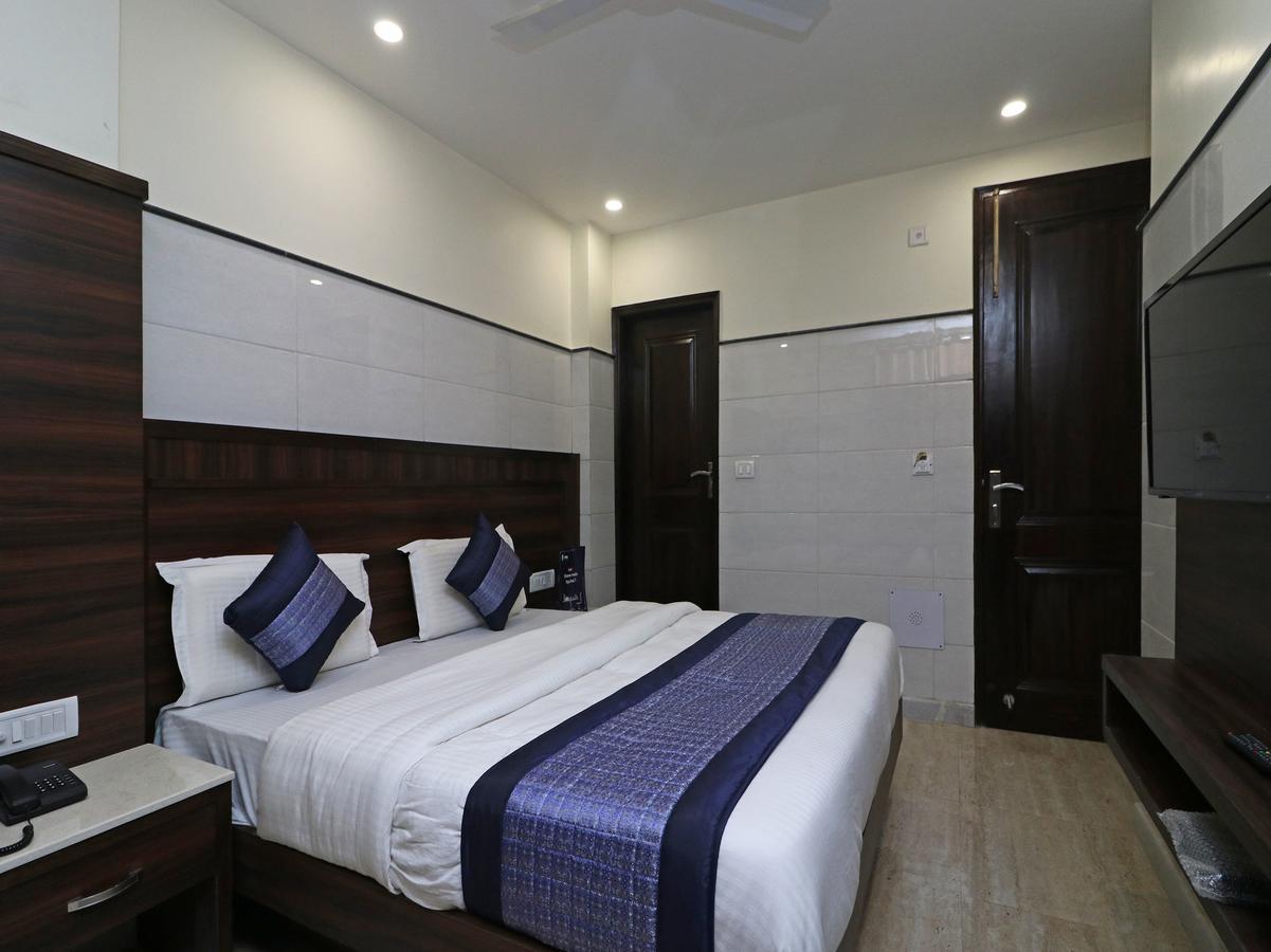 Oyo 11594 Hotel Tvs New Delhi Extérieur photo